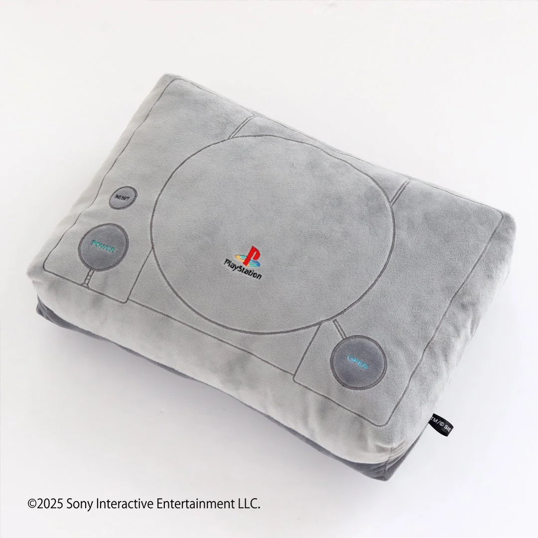 初代PlayStationをモチーフにしたクッションの全体像