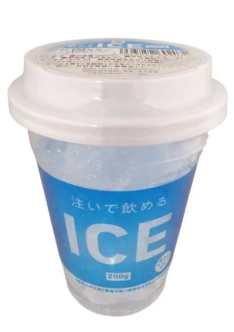 ファミリーマートの注いで飲めるICE 200g