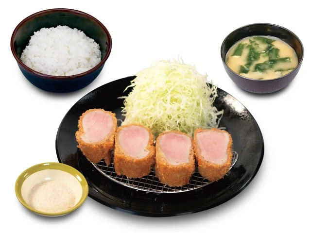 松のや 極厚レアヒレかつ定食の全景