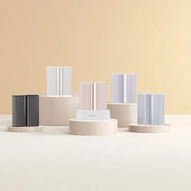 RORRY充電式カイロの複数カラーバリエーション