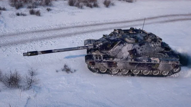 雪原で砲塔を構える戦車のゲーム画面。