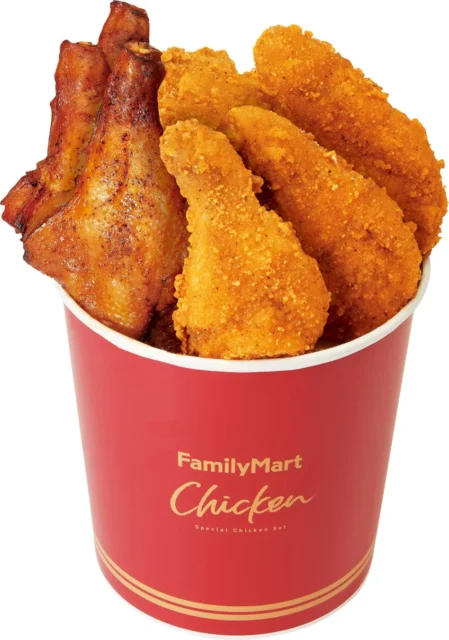 骨付きと骨なしチキンがセットになった「3種チキンのパーティーセット」