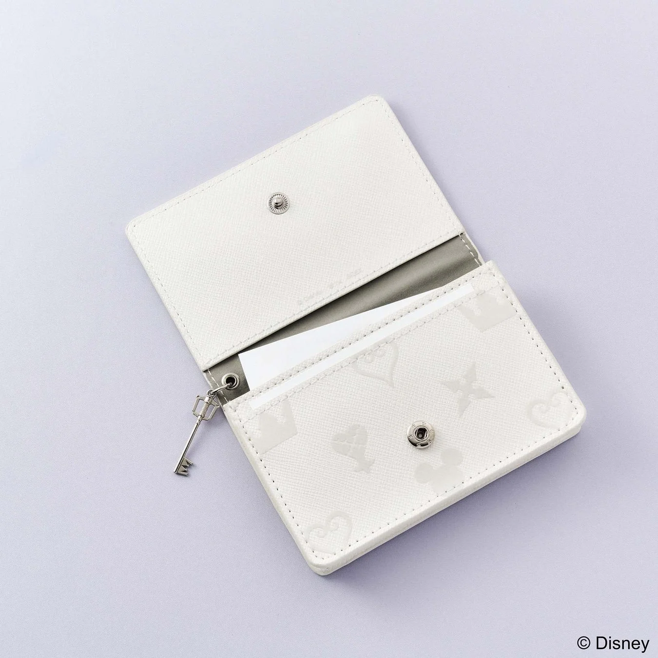 キングダムハーツデザインの白い名刺ケース