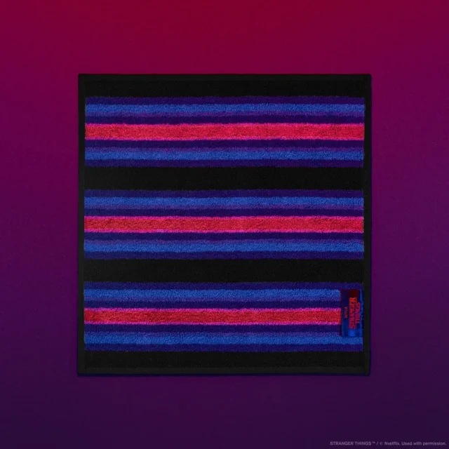 ストレンジャー・シングスデザインのハンドタオル