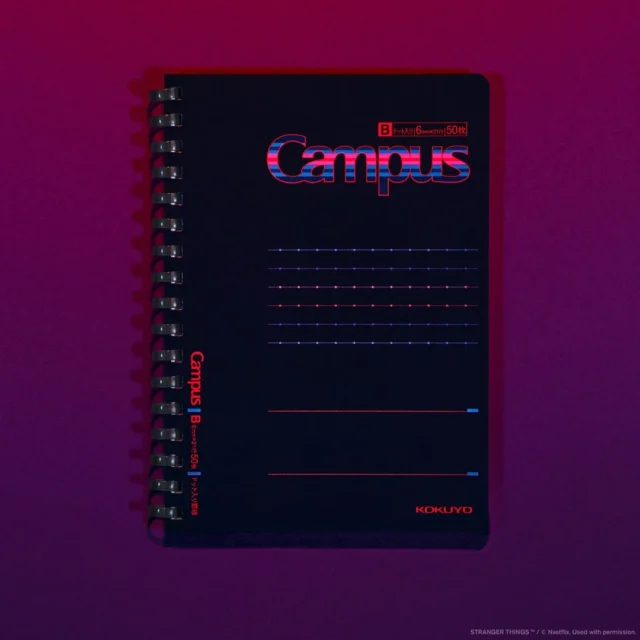 ストレンジャー・シングスデザインのソフトリングノート(ブラック)