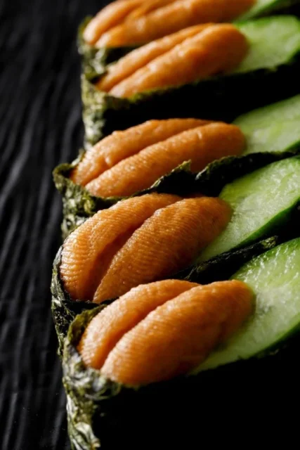 出汁漬けされたウニ軍艦