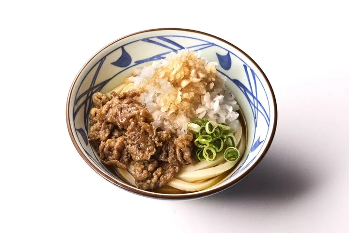 大根おろしと牛肉がたっぷり乗った鬼おろし肉ぶっかけうどん