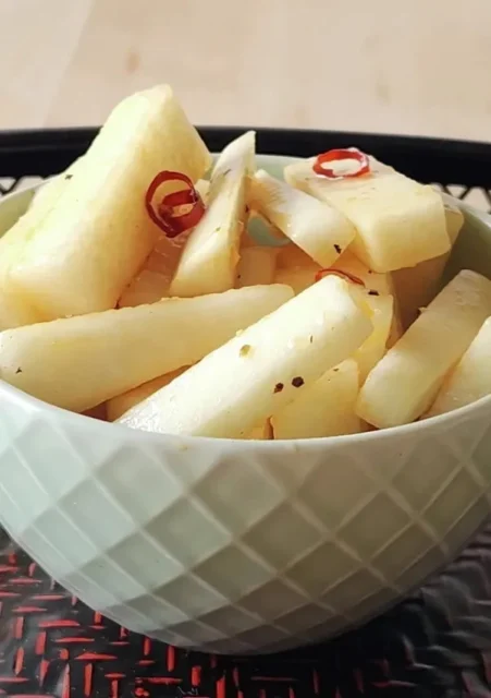 箸休めやおせちにも合う100円以下の大根マリネ