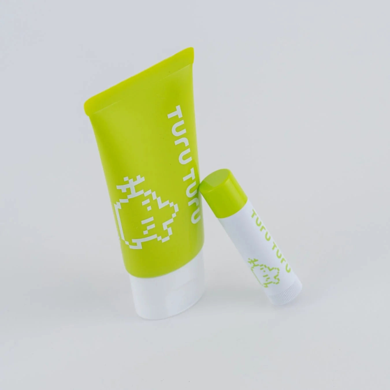 turuturuハンドクリームとリップクリームのセット