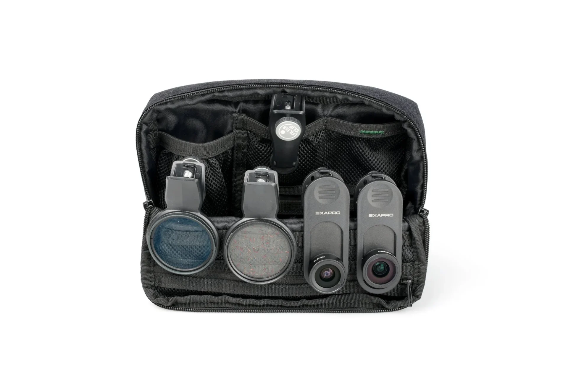 EXAPRO ガジェットポーチ グレーにスマートフォン用レンズなどを収納した状態
