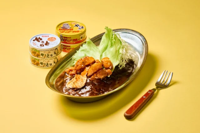 ゴーゴーカレーにホテイフーズ「ホテイのやきとり」をトッピングした作例