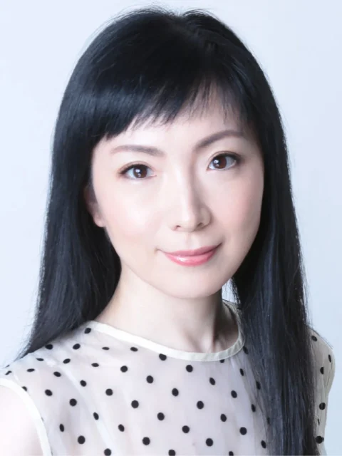 折笠富美子さんのポートレート
