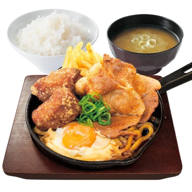 からやま「特製醤油からあげのすきやき盛り定食」の店内メニュー