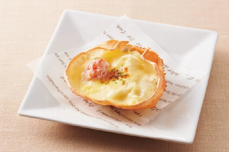 とろ~り濃厚な味わいが特徴のかに甲羅グラタン。