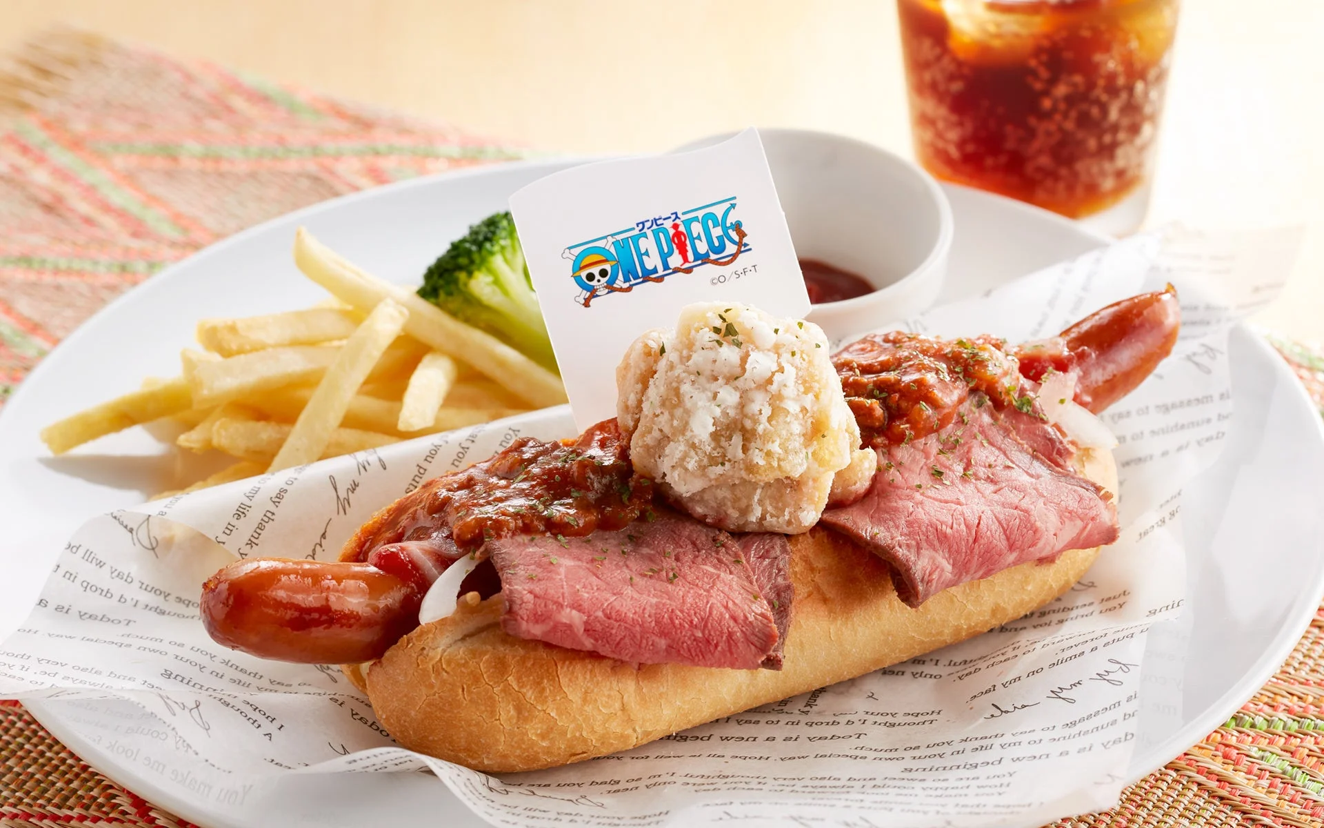 フランキーのスーパーミートホットドッグ