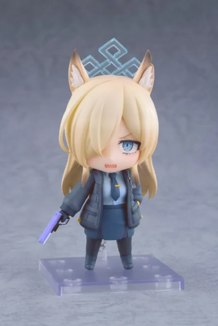 ねんどろいど尾刃カンナ、拳銃を構える「睨み顔」