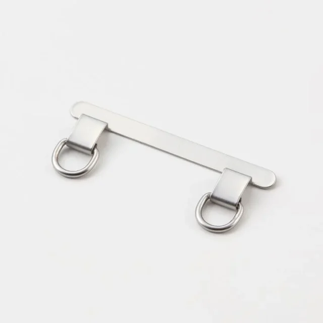 2口タイプ/シルバーのステンレスストラップホールシート