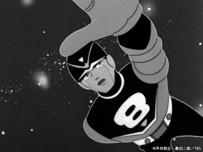 宇宙空間で何かを見つめるエイトマンの表情