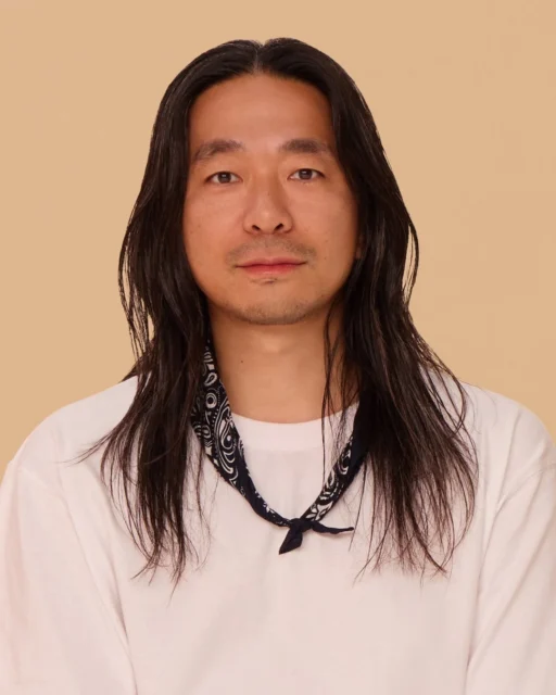 ファッションデザイナー落合宏理氏のポートレート