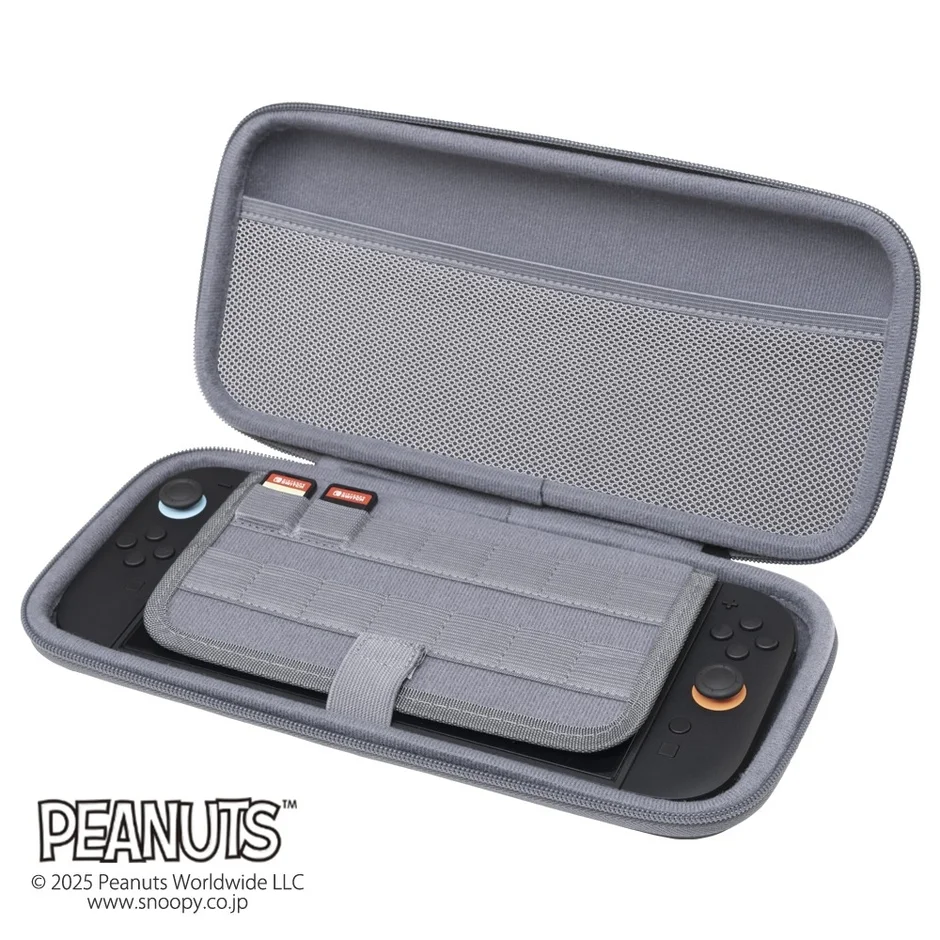 スヌーピーポーチ（Switch2用）の内部構造、Switch2本体とゲームカード収納部