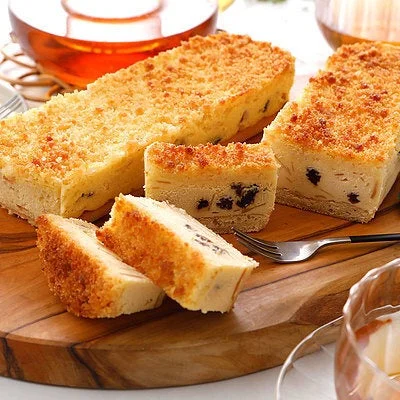 成城石井の自家製惣菜、人気のパウンドケーキ