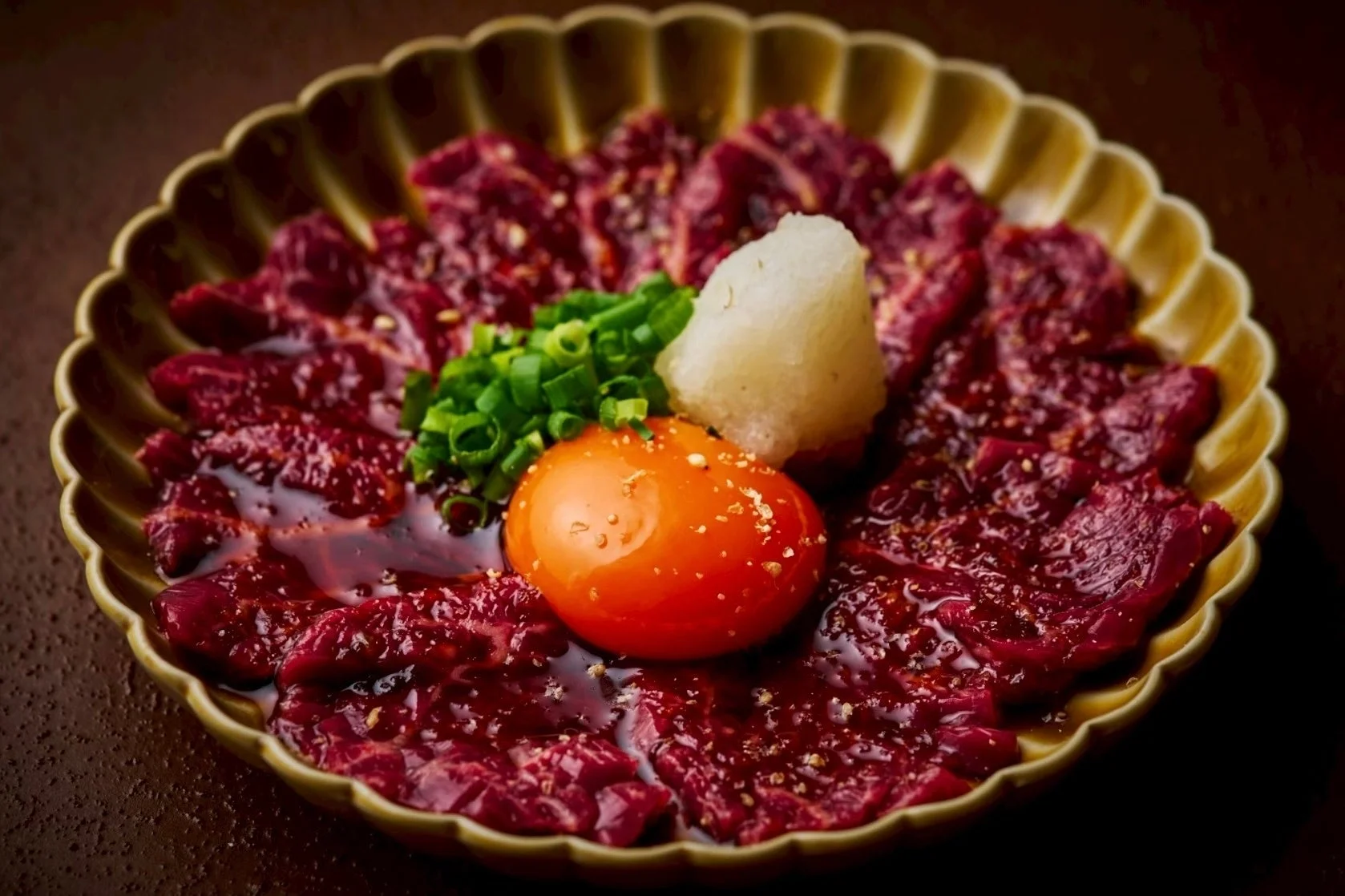 焼肉こじまの「特撰ハラミユッケ」