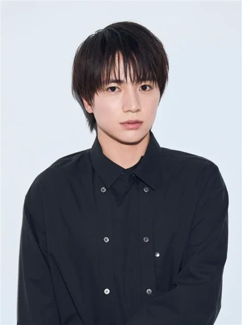 『ユニ春』新CMに主演する俳優の木戸大聖さんのポートレート。