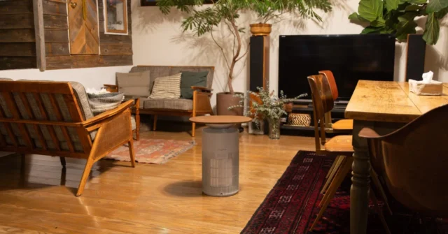 JOURNAL STANDARD FURNITUREの家具と調和する空気清浄機テーブル