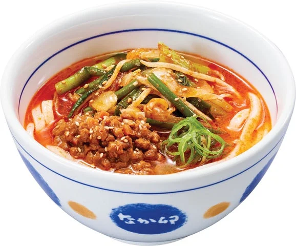 なか卯のたっぷり野菜の担々うどん。具材がたっぷりのった旨辛な一杯。