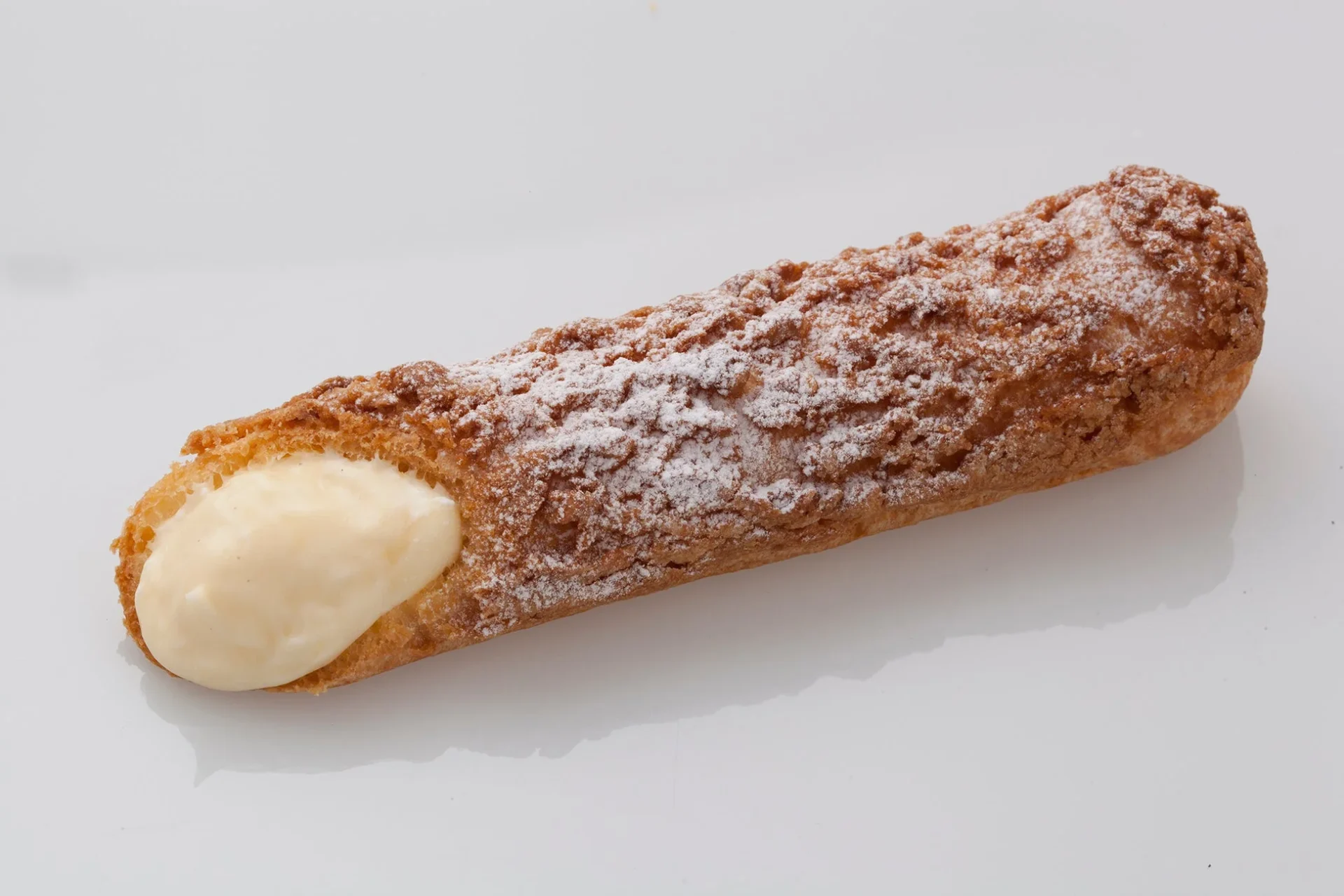 片手で手軽に楽しめるザクザク!スティックシューのクローズアップ。