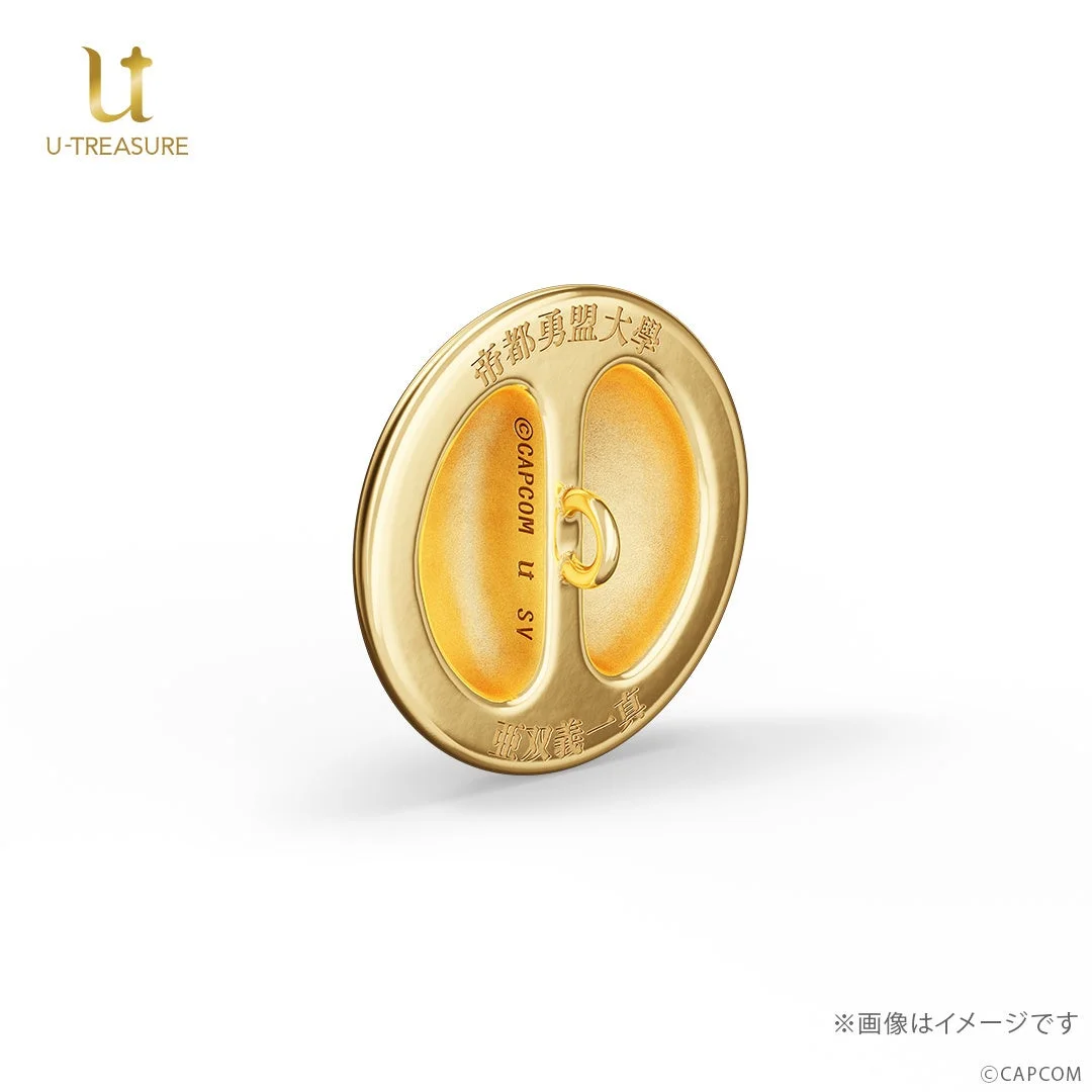 亜双義一真モデルの第二ボタン裏面斜めからの刻印