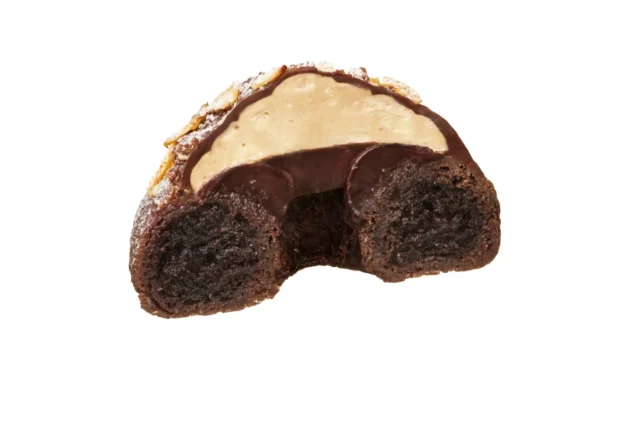 トリュフショコラドーナツ プラリネの断面