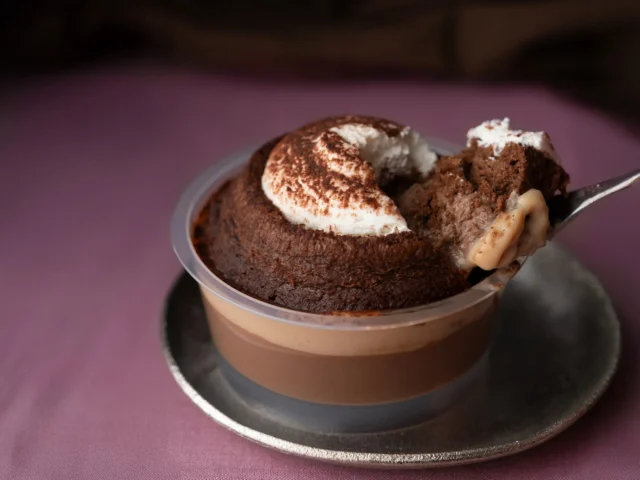 成城石井自家製 マロンソース仕上げのガトーショコラのせプリン