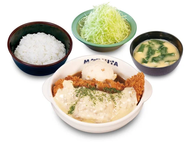 松のや オニオンチーズ肉厚チキンむねかつ定食