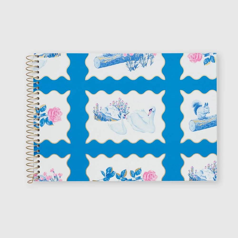 「RURU MARY’S」蔦屋書店限定ノート（白鳥とリスの柄）