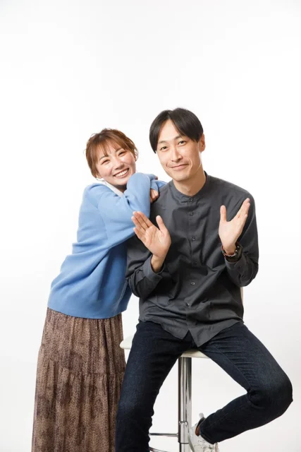 エフエム山口「サムデー」パーソナリティの磯部俊哉さんと兼頭のぞみさん