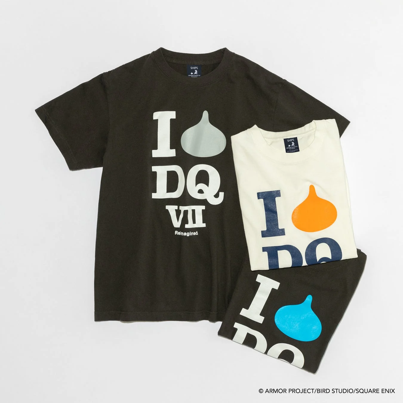 「I ♡ DQⅦ」のメッセージがデザインされたコラボTシャツ