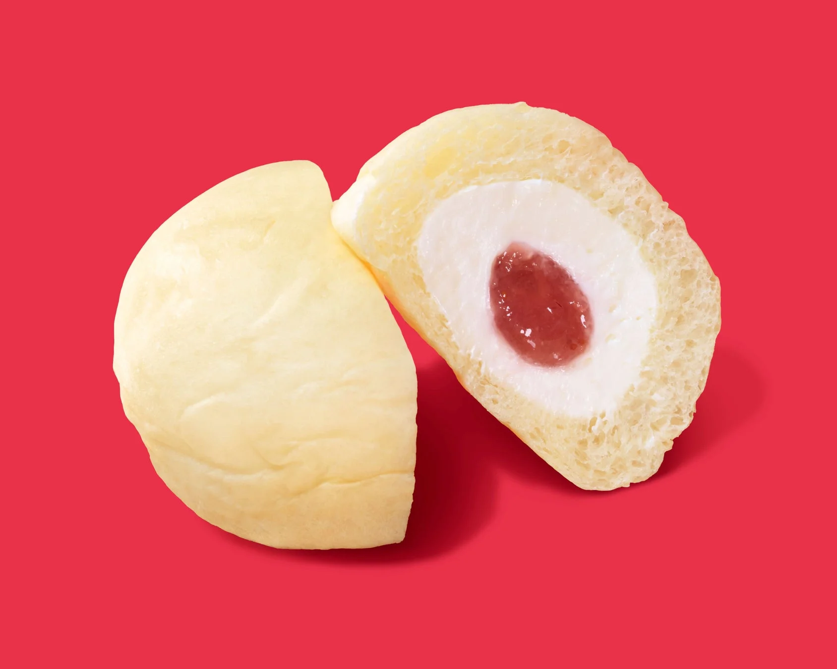 八天堂 冷やして食べる白いくりーむパン 福岡あまおういちごの商品画像