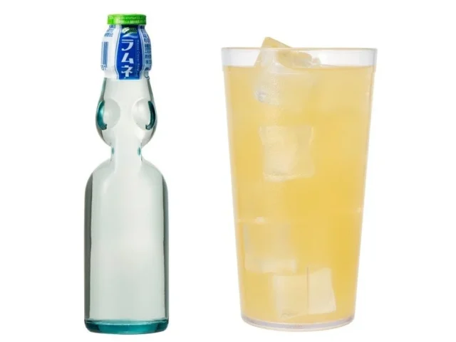 こども本気じゃんけんで無料になるラムネとソフトドリンク