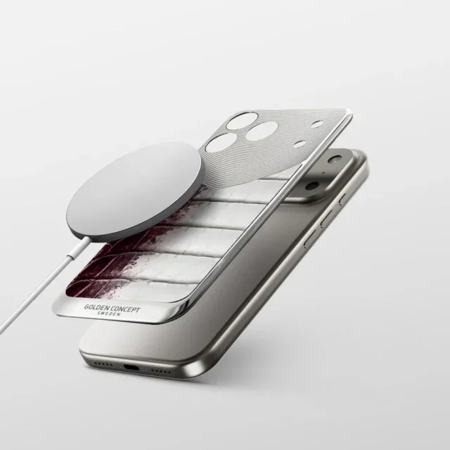 MagSafe充電器とゴールデンコンセプトiPhoneケースの組み合わせ