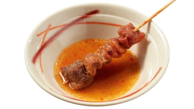 スパイシーな麻辣スープと相性抜群の麻辣牛すじ