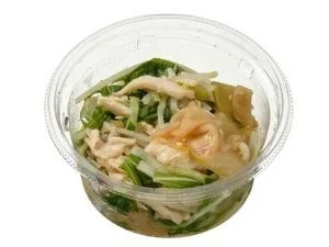 食感の良いシャキシャキ野菜と蒸し鶏ザーサイのサラダ