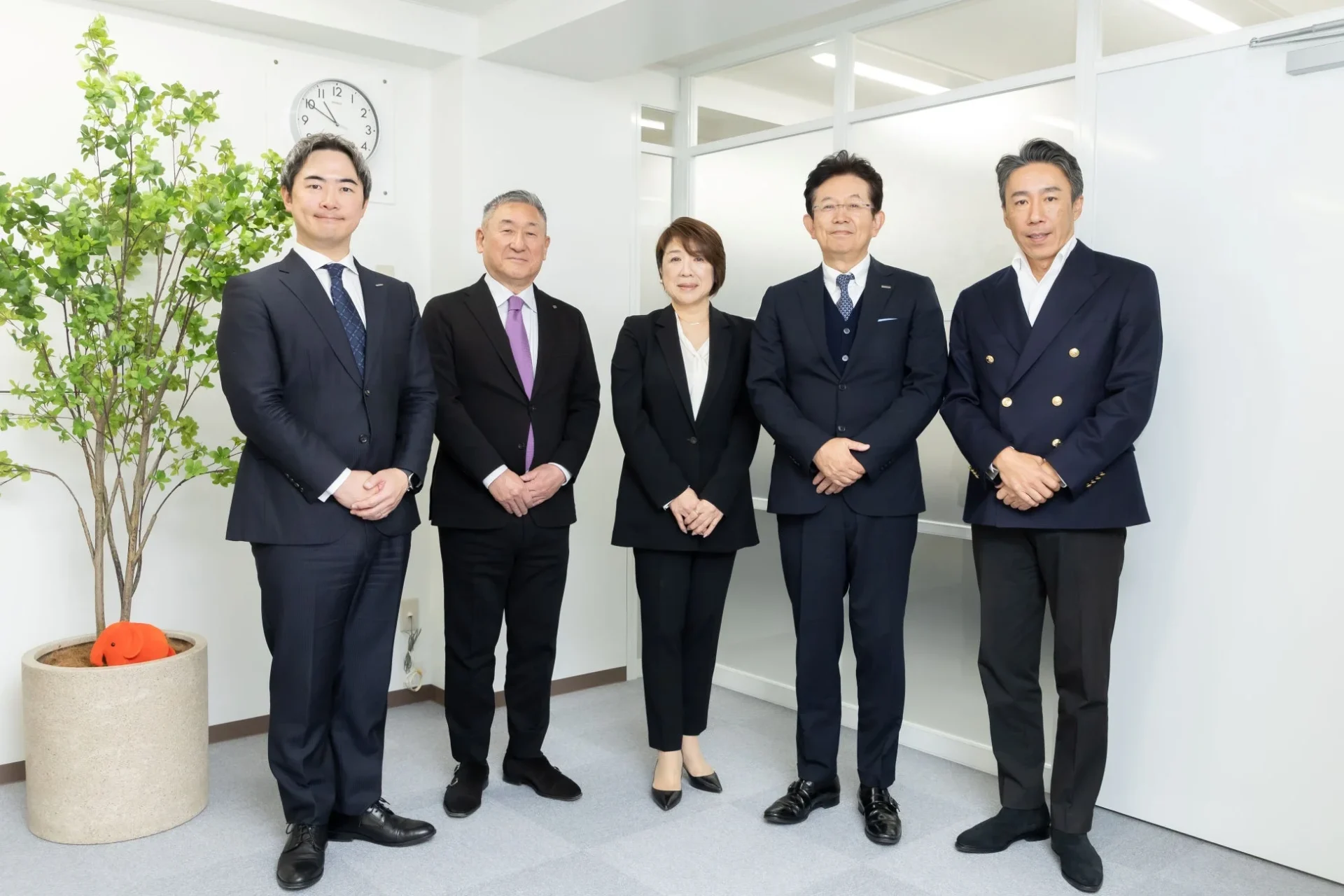 日本最古のハンバーガーチェーン「ドムドムハンバーガー」がMBO実施　藤﨑忍氏が経営権を取得