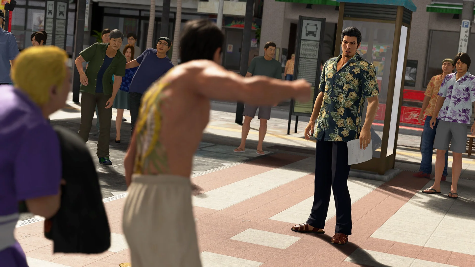 『龍が如く 極３』沖縄の街を歩く桐生一馬のゲーム画面