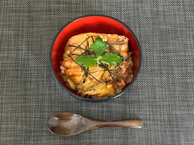カーネルクリスピーで作る親子丼の完成写真