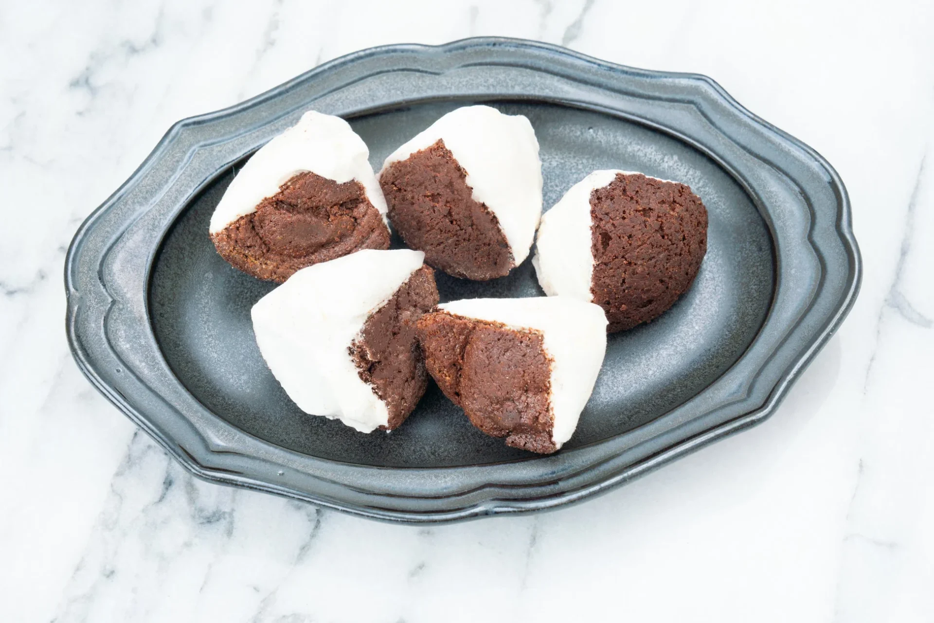 菓子屋shirushi「フルーティカカオのレモンラスク」