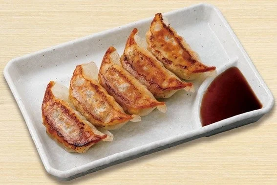 ラーメン魁力屋のパリッとモチモチ食感がやみつきになる焼き餃子