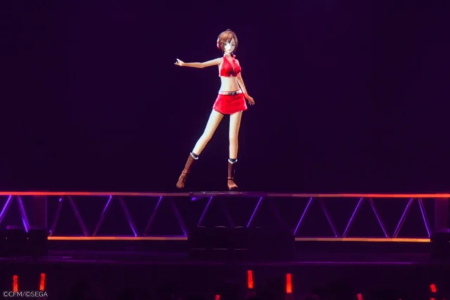 『ピアノ×フォルテ×スキャンダル』を歌唱するMEIKO、情熱的なダンス