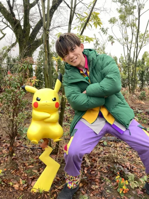 『ポケパーク カントー』のポケモンフォレストでピカチュウとM!LK曽野舜太さん
