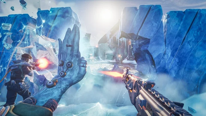 氷に覆われた幻想的なマップでの戦闘シーン